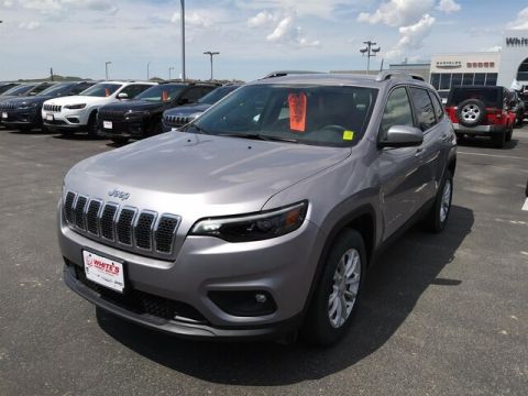 New 2019 JEEP Cherokee Latitude